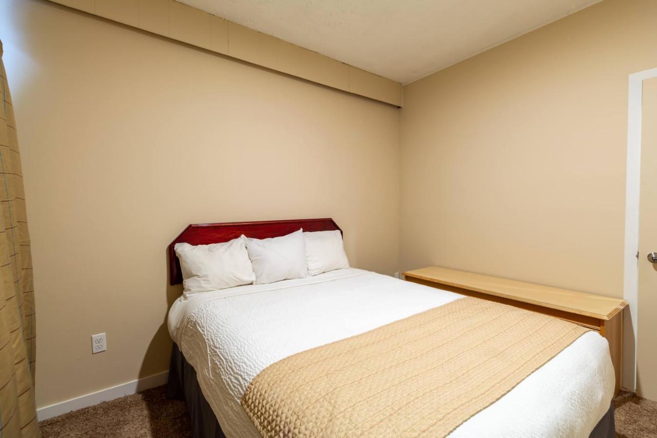 North Star & Motel 4*